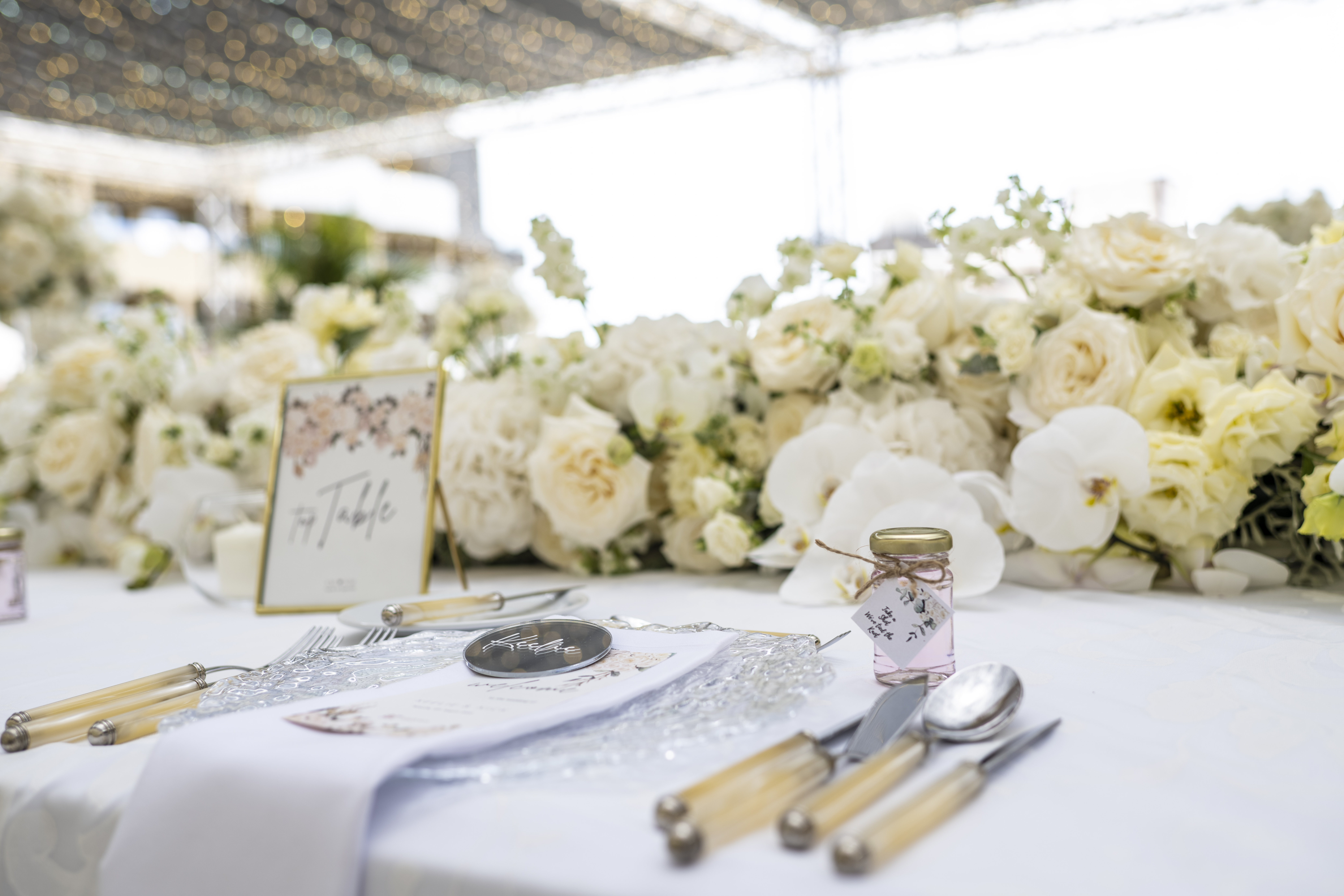 Book your wedding day in GF VICTORIA